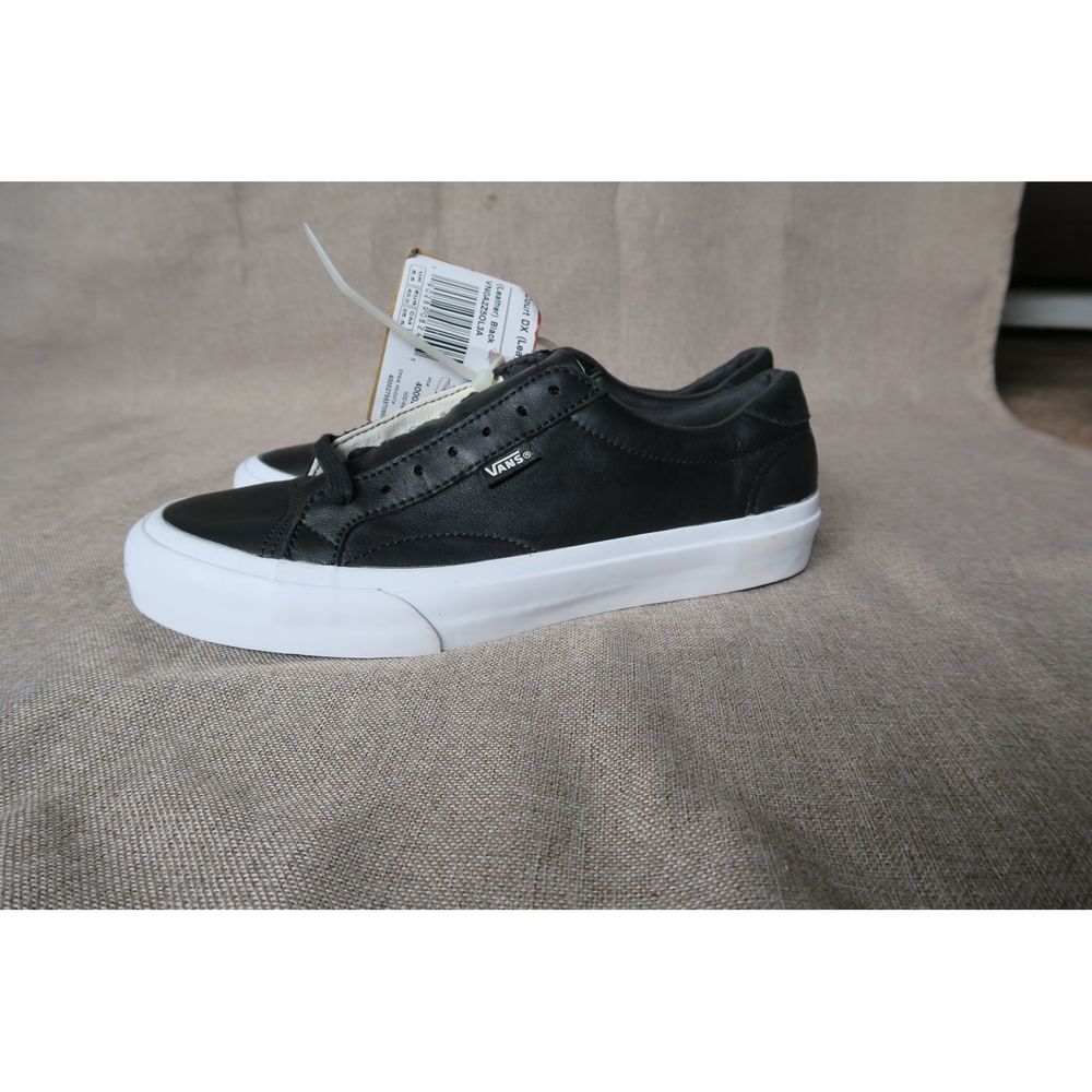 NWT Vans Unisex Court DX Mens 7.5